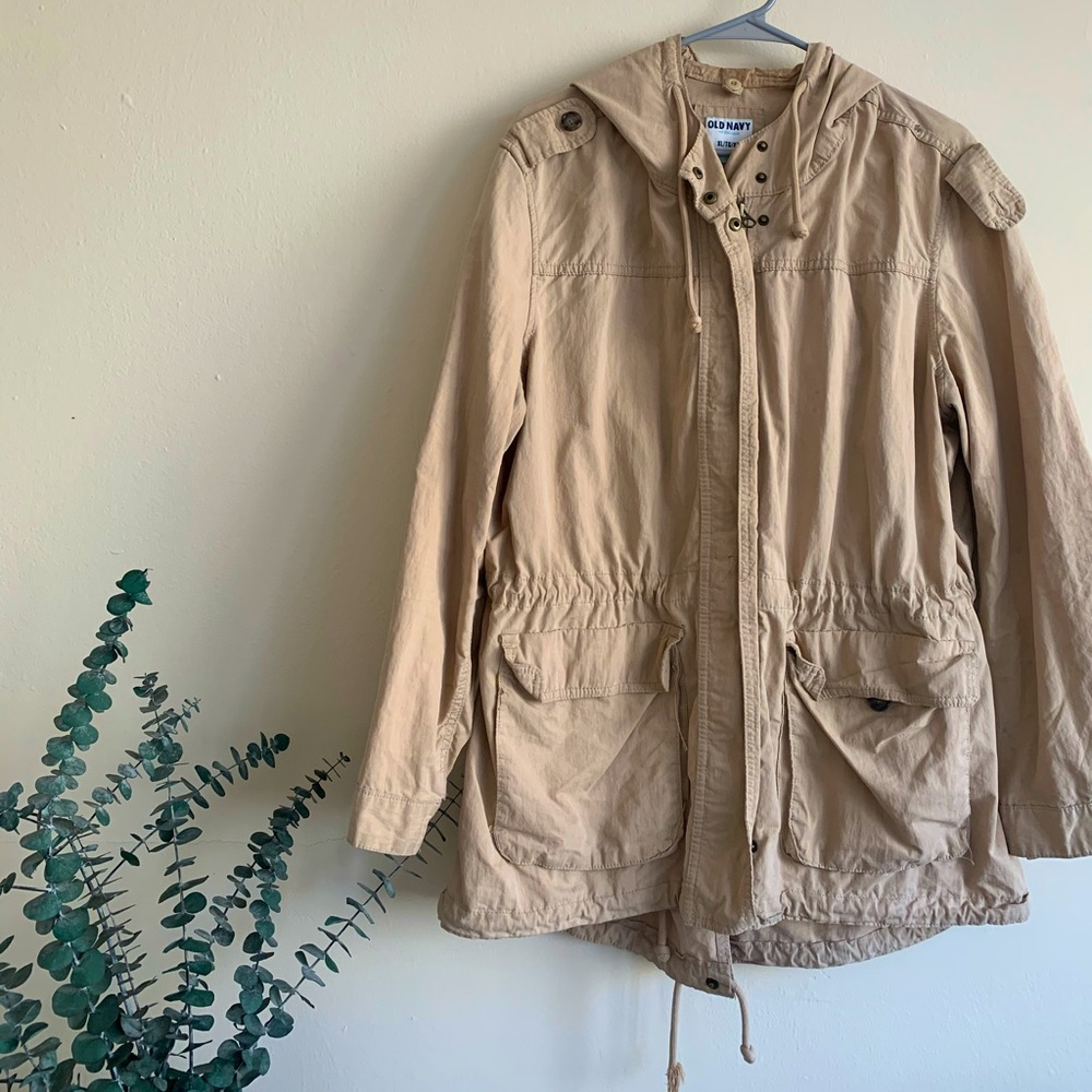SOLD PERFECT FALL/SPRING JACKET